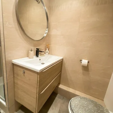 Duplex Sublime Et Lumineux Au Centre 10 Minutes De Paris Parking Privee Souterrain Apartment *