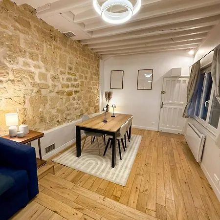 Apartment Duplex Sublime Et Lumineux Au Centre 10 Minutes De Paris Parking Privee Souterrain Rueil-Malmaison